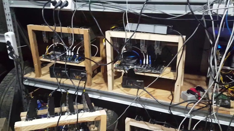 Видеокарты в пристройке