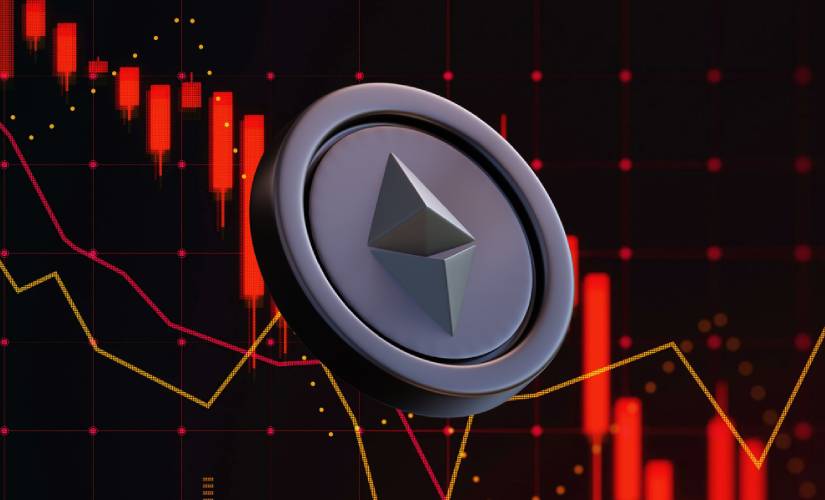 Оттоки USDT и притоки ETH на крупные биржи усиливают риски дальнейшего снижения крипторынка